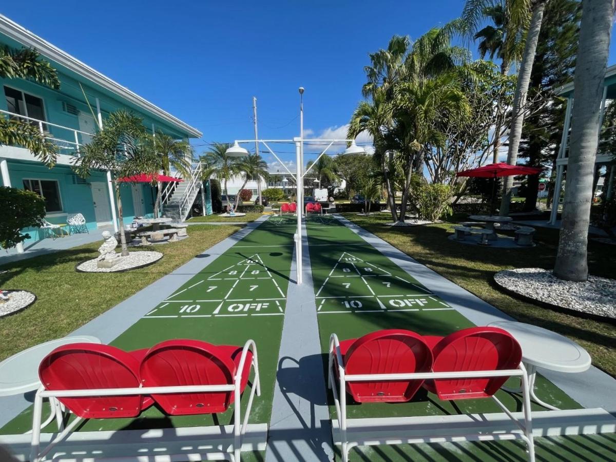 Sea Jay Motel And Marina (Adults Only) St. Pete Beach Exterior foto